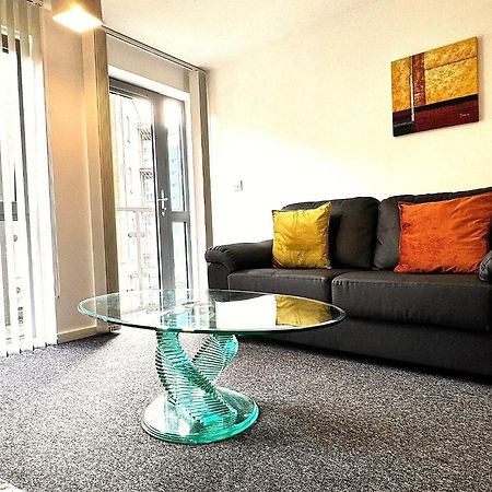 2 Bed Ensuite With Balcony And Free Onsite Secure Parking Manchester Exterior foto